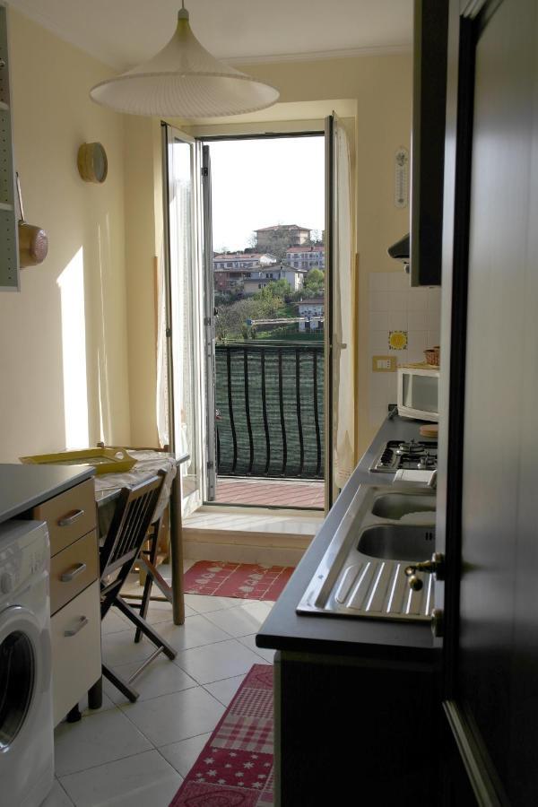Apartamento La Casa Del Sole Caprarola Exterior foto